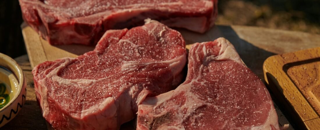 Strip Steak vs Ribeye: What’s the Difference and Which Should You Order?